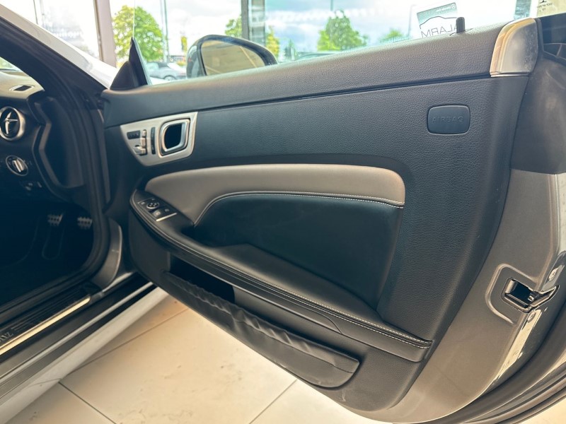 2020 (70) MERCEDES-BENZ SLC 200 Final Edition 2dr 3330511