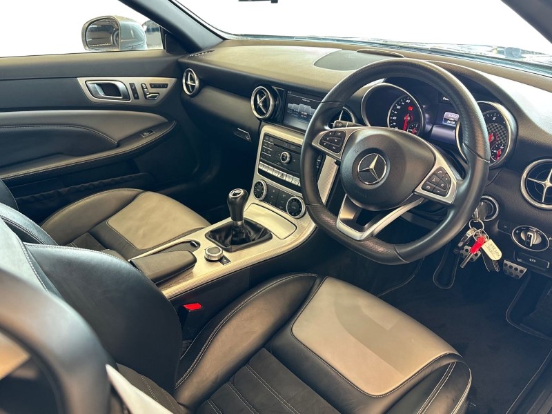 2020 (70) MERCEDES-BENZ SLC 200 Final Edition 2dr 3330510