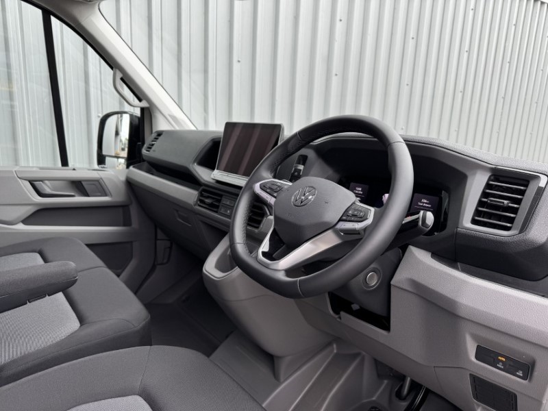 2026 (26) VOLKSWAGEN CR35 MWB CRAFTER 2.0 TDI 140PS Commerce Plus High Roof Van Auto 5720557