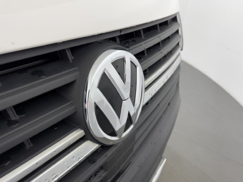 2022 (72) VOLKSWAGEN T32 TRANSPORTER 2.0 TDI SWB 110 Startline Van 5765844