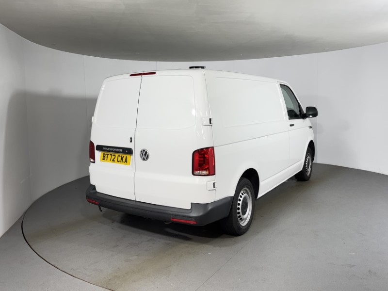 2022 (72) VOLKSWAGEN T32 TRANSPORTER 2.0 TDI SWB 110 Startline Van 5765866