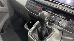 2022 (72) VOLKSWAGEN T32 TRANSPORTER 2.0 TDI SWB 110 Startline Van 5765835