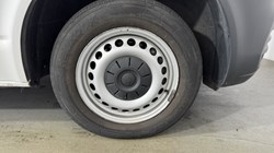 2022 (72) VOLKSWAGEN T32 TRANSPORTER 2.0 TDI SWB 110 Startline Van 5765842