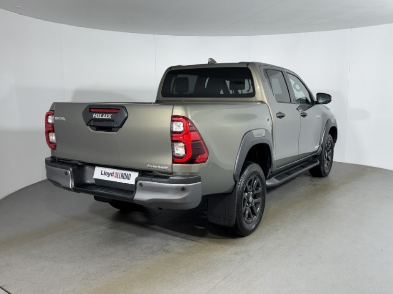 2026 (26) TOYOTA COMMERCIAL HILUX Invincible X D/Cab Pick Up 3.0 D-4D 4WD 171 Auto 5756530
