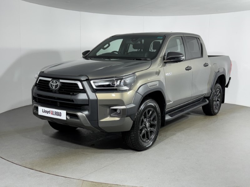 2026 (26) TOYOTA COMMERCIAL HILUX Invincible X D/Cab Pick Up 3.0 D-4D 4WD 171 Auto 5756536