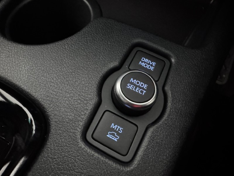 2026 (26) TOYOTA COMMERCIAL HILUX Invincible X D/Cab Pick Up 3.0 D-4D 4WD 171 Auto 5756491