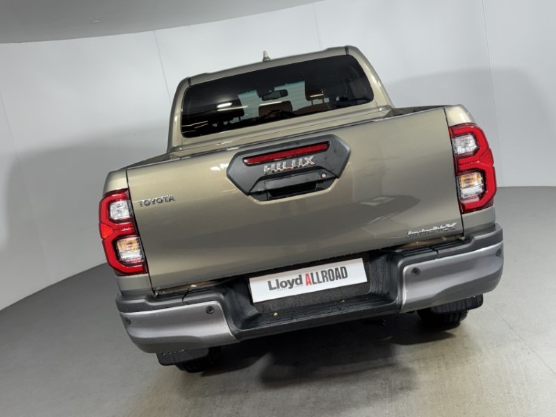 2026 (26) TOYOTA COMMERCIAL HILUX Invincible X D/Cab Pick Up 3.0 D-4D 4WD 171 Auto 5756516