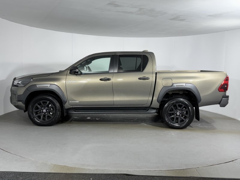 2026 (26) TOYOTA COMMERCIAL HILUX Invincible X D/Cab Pick Up 3.0 D-4D 4WD 171 Auto 5756537