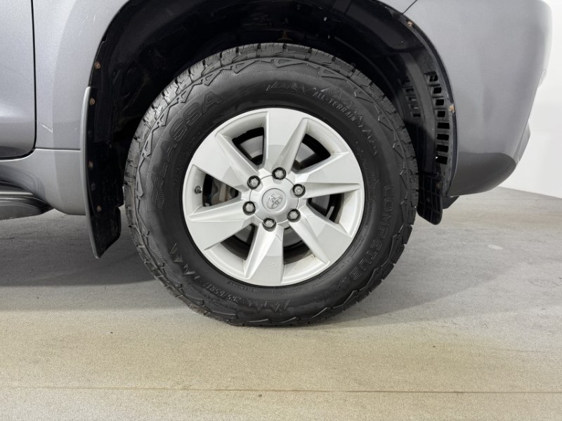 2022 (72) TOYOTA COMMERCIAL LAND CRUISER 2.8D 204 Active Commercial Auto 5757024