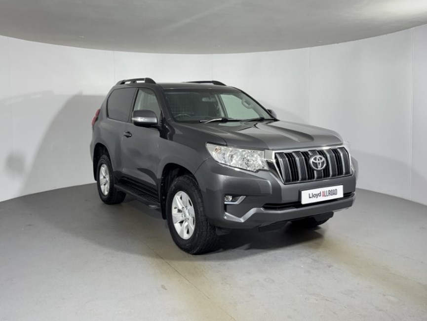 2022 (72) TOYOTA COMMERCIAL LAND CRUISER 2.8D 204 Active Commercial Auto