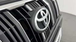 2022 (72) TOYOTA COMMERCIAL LAND CRUISER 2.8D 204 Active Commercial Auto 5757025
