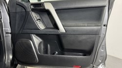 2022 (72) TOYOTA COMMERCIAL LAND CRUISER 2.8D 204 Active Commercial Auto 5757022