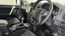 2022 (72) TOYOTA COMMERCIAL LAND CRUISER 2.8D 204 Active Commercial Auto 5757020