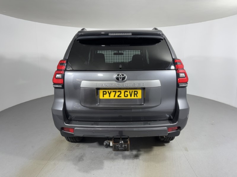 2022 (72) TOYOTA COMMERCIAL LAND CRUISER 2.8D 204 Active Commercial Auto 5757029