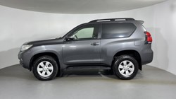 2022 (72) TOYOTA COMMERCIAL LAND CRUISER 2.8D 204 Active Commercial Auto 5757048