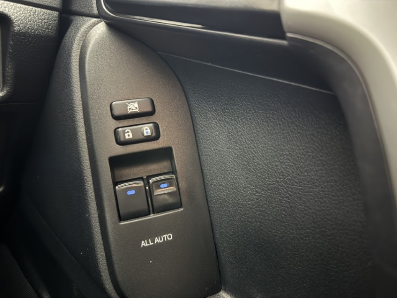 2022 (72) TOYOTA COMMERCIAL LAND CRUISER 2.8D 204 Active Commercial Auto 5757007