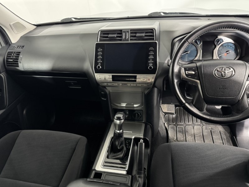 2022 (72) TOYOTA COMMERCIAL LAND CRUISER 2.8D 204 Active Commercial Auto 5757017