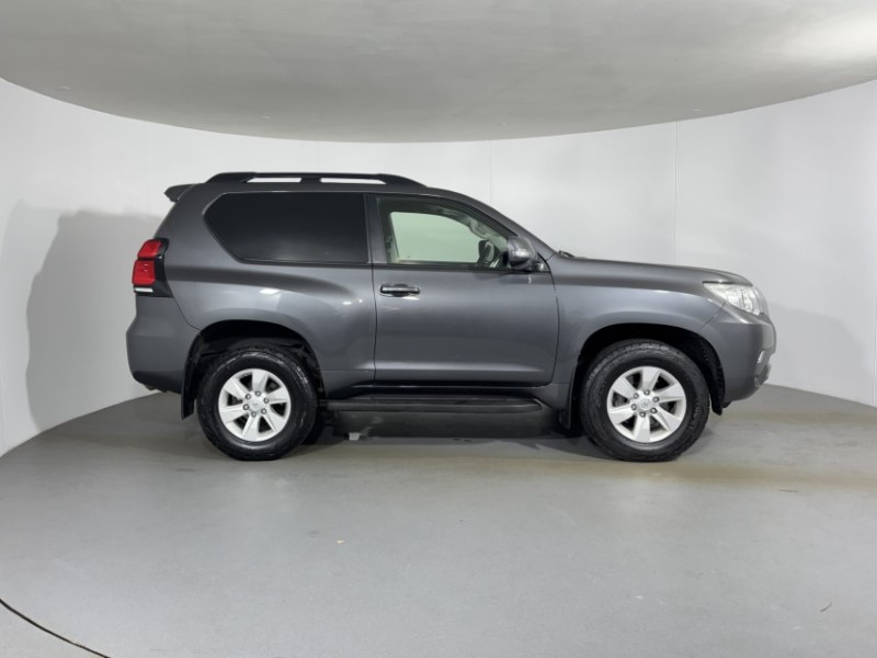 2022 (72) TOYOTA COMMERCIAL LAND CRUISER 2.8D 204 Active Commercial Auto 5757042