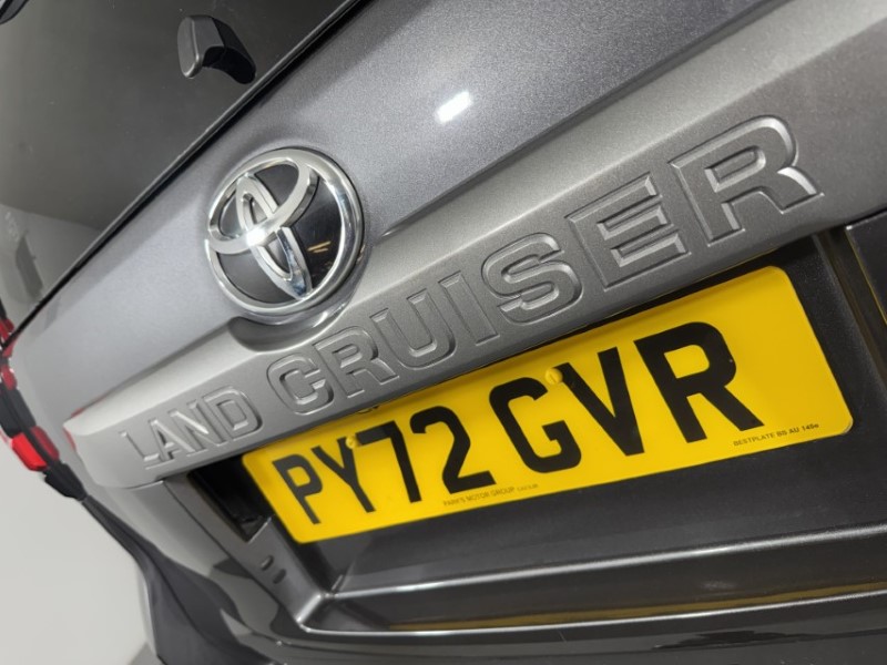 2022 (72) TOYOTA COMMERCIAL LAND CRUISER 2.8D 204 Active Commercial Auto 5757031
