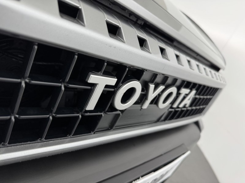 2026 (76) TOYOTA COMMERCIAL LAND CRUISER 2.8D 48V 205 Commercial Auto 5880495
