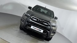 2021 (21) TOYOTA COMMERCIAL HILUX Invincible X D/Cab Pick Up 2.8 D-4D Auto 5847800