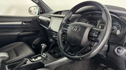 2021 (21) TOYOTA COMMERCIAL HILUX Invincible X D/Cab Pick Up 2.8 D-4D Auto 5847771