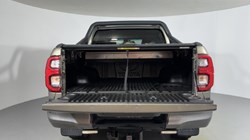 2021 (21) TOYOTA COMMERCIAL HILUX Invincible X D/Cab Pick Up 2.8 D-4D Auto 5847785