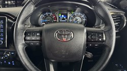 2021 (21) TOYOTA COMMERCIAL HILUX Invincible X D/Cab Pick Up 2.8 D-4D Auto 5847803