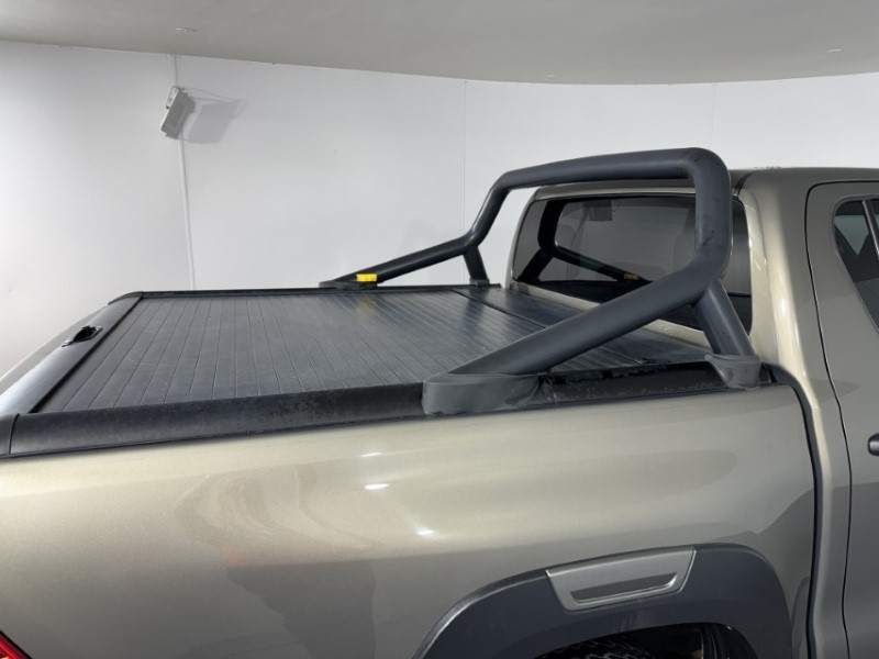 2021 (21) TOYOTA COMMERCIAL HILUX Invincible X D/Cab Pick Up 2.8 D-4D Auto 5847781