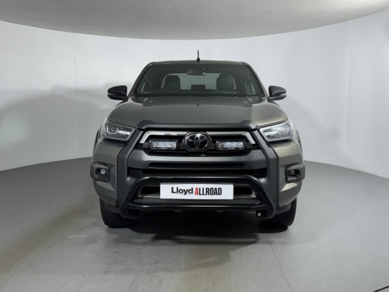 2021 (21) TOYOTA COMMERCIAL HILUX Invincible X D/Cab Pick Up 2.8 D-4D Auto 5847812