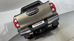 2021 (21) TOYOTA COMMERCIAL HILUX Invincible X D/Cab Pick Up 2.8 D-4D Auto 5847784