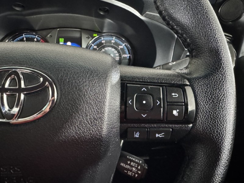 2021 (21) TOYOTA COMMERCIAL HILUX Invincible X D/Cab Pick Up 2.8 D-4D Auto 5847752