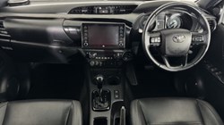 2021 (21) TOYOTA COMMERCIAL HILUX Invincible X D/Cab Pick Up 2.8 D-4D Auto 5847789