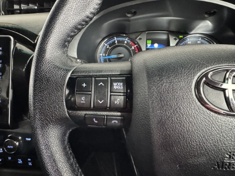 2021 (21) TOYOTA COMMERCIAL HILUX Invincible X D/Cab Pick Up 2.8 D-4D Auto 5847751