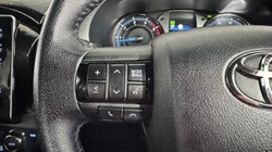 2021 (21) TOYOTA COMMERCIAL HILUX Invincible X D/Cab Pick Up 2.8 D-4D Auto 5847751