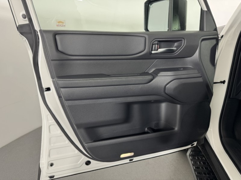 2026 (26) TOYOTA COMMERCIAL LAND CRUISER 2.8D 48V 205 Commercial Auto 5819599