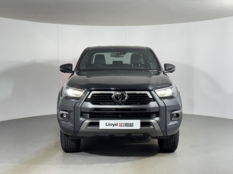 2026 (26) TOYOTA COMMERCIAL HILUX Invincible X D/Cab Pick Up 2.8 D 48V Auto 5854758