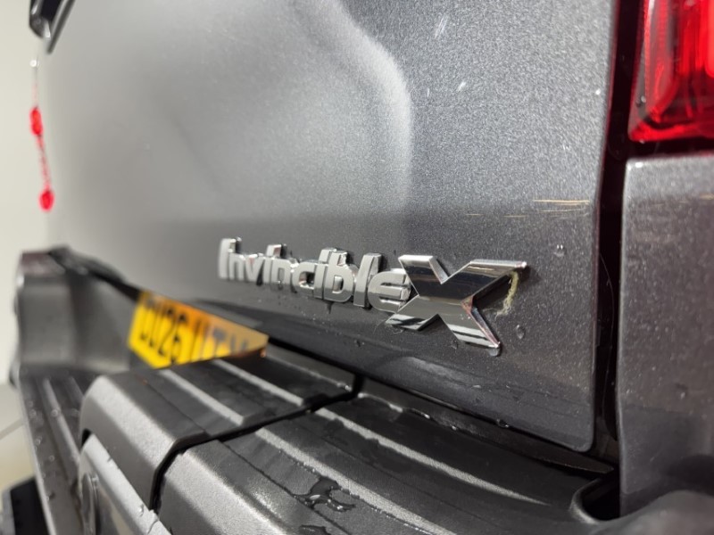 2026 (26) TOYOTA COMMERCIAL HILUX Invincible X D/Cab Pick Up 2.8 D 48V Auto 5854738