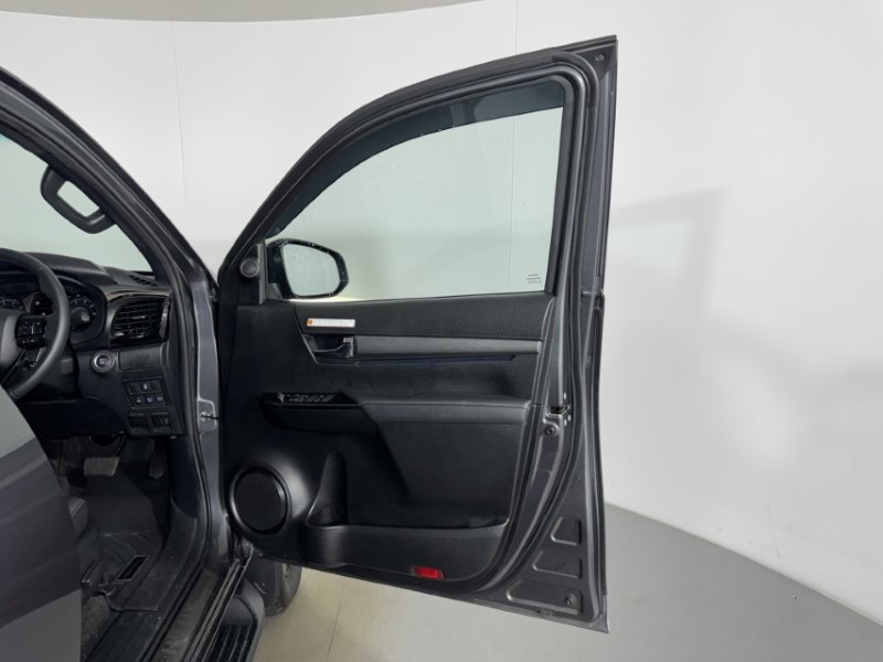 2026 (26) TOYOTA COMMERCIAL HILUX Invincible X D/Cab Pick Up 2.8 D 48V Auto 5854718