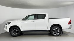 2023 (73) TOYOTA COMMERCIAL HILUX Invincible D/Cab Pick Up 2.4 D-4D 5863904