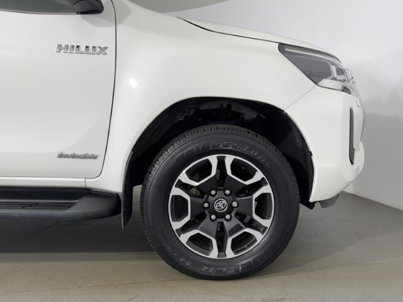 2023 (73) TOYOTA COMMERCIAL HILUX Invincible D/Cab Pick Up 2.4 D-4D 5863883