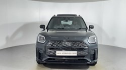 2023 (73) TOYOTA COMMERCIAL HILUX Invincible D/Cab Pick Up 2.4 D-4D 5863856