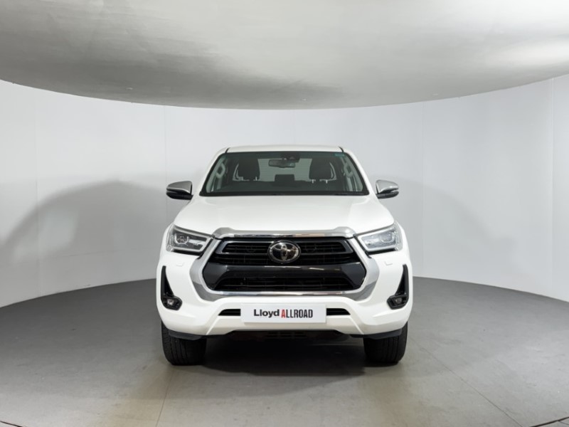2023 (73) TOYOTA COMMERCIAL HILUX Invincible D/Cab Pick Up 2.4 D-4D 5863907