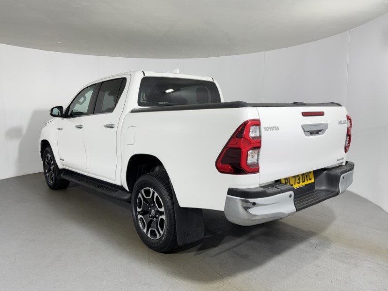 2023 (73) TOYOTA COMMERCIAL HILUX Invincible D/Cab Pick Up 2.4 D-4D 5863903