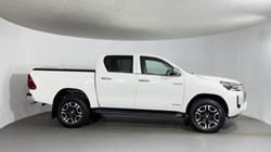 2023 (73) TOYOTA COMMERCIAL HILUX Invincible D/Cab Pick Up 2.4 D-4D 5863910