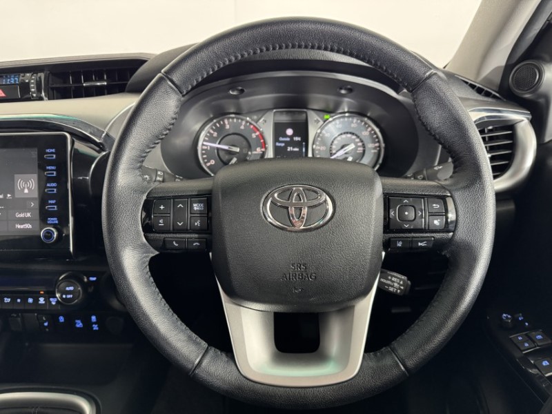 2023 (73) TOYOTA COMMERCIAL HILUX Invincible D/Cab Pick Up 2.4 D-4D 5863860