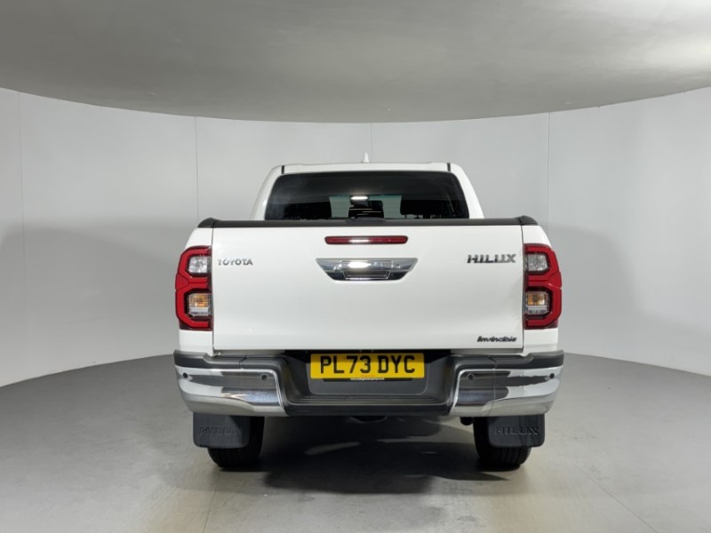 2023 (73) TOYOTA COMMERCIAL HILUX Invincible D/Cab Pick Up 2.4 D-4D 5863893