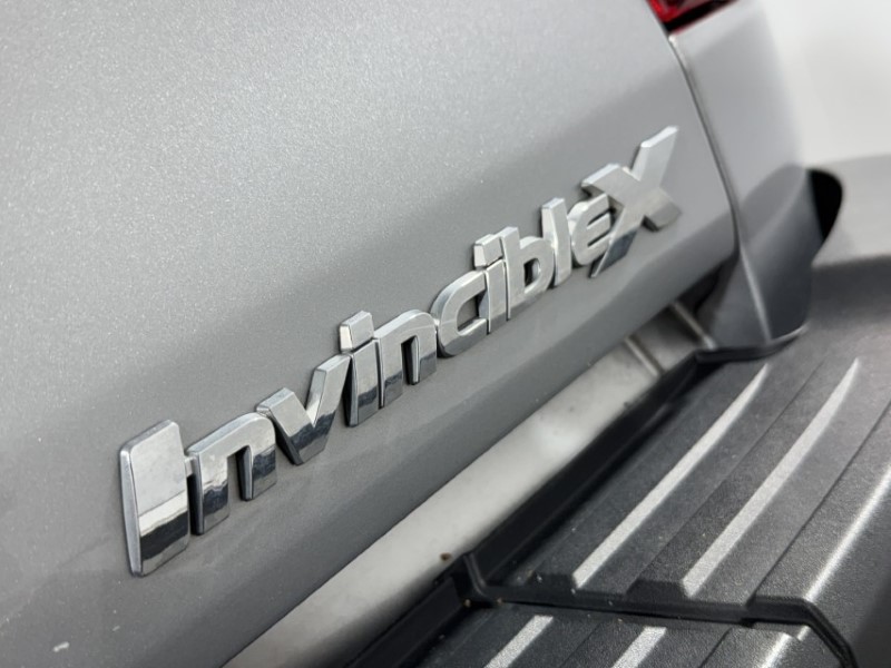 2025 (75) TOYOTA COMMERCIAL HILUX Invincible X D/Cab Pick Up 2.8 D 48V Auto 5865526