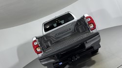 2025 (75) TOYOTA COMMERCIAL HILUX Invincible X D/Cab Pick Up 2.8 D 48V Auto 5865529
