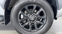 2025 (75) TOYOTA COMMERCIAL HILUX Invincible X D/Cab Pick Up 2.8 D 48V Auto 5865522